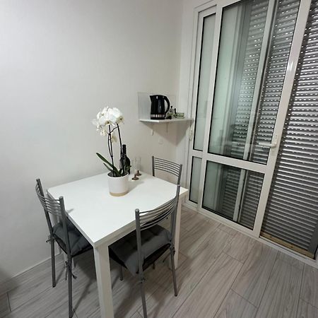 B&B Luna Rosa Πίζα Εξωτερικό φωτογραφία